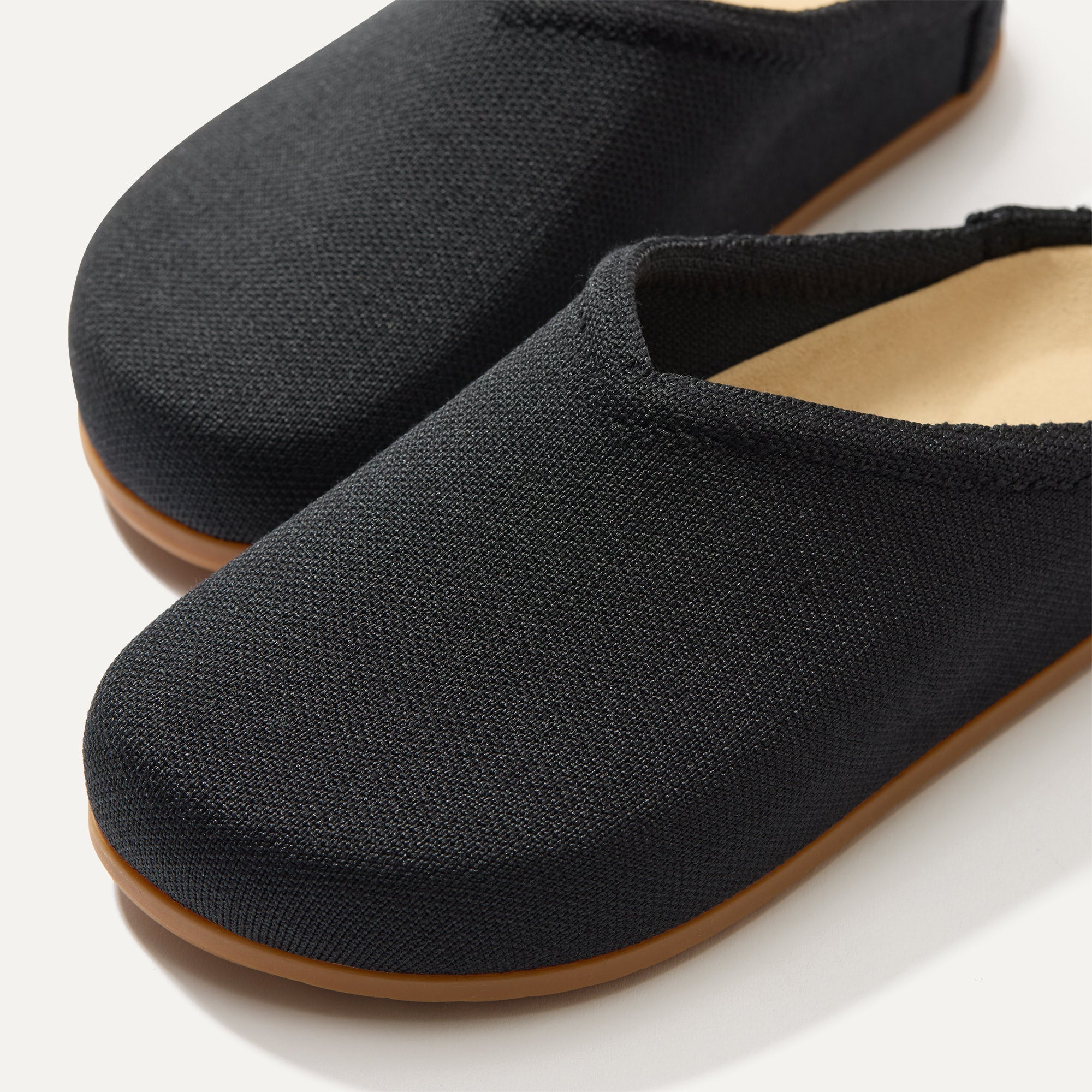 The Casual Clog - Black